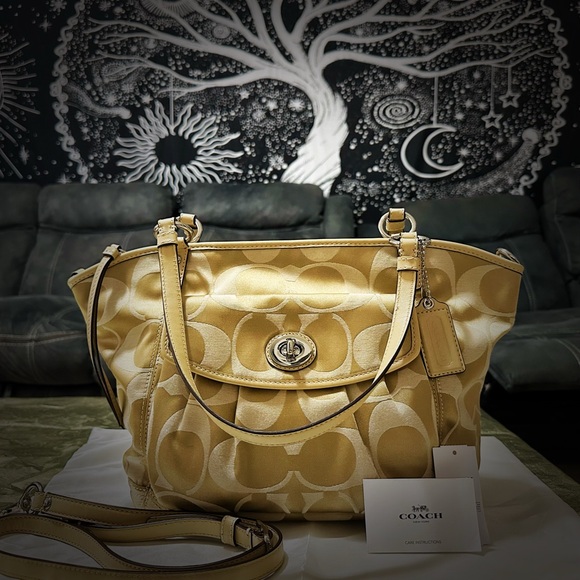 Vintage Y2K Coach Shoulder Bag beige color Shoulder Bag new without tags - Picture 13 of 17